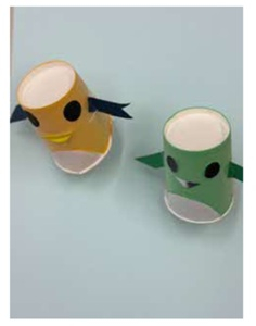 1月の工作「トコトコペンギン」（高洲児童センター）