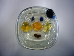 ガラスのかけらでアート